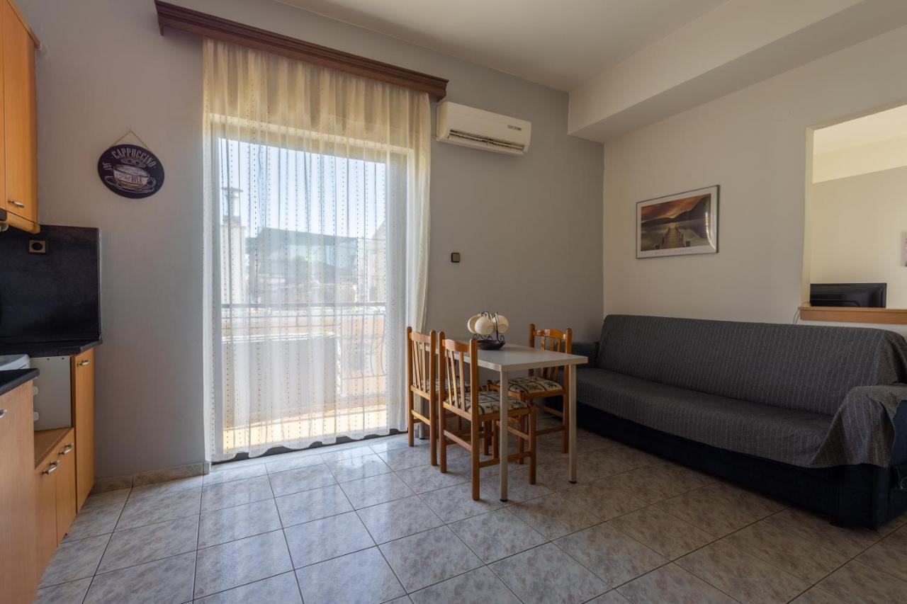 Special Apartment La Larissa Extérieur photo